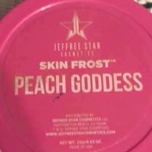 Jeffree Star Peach Goddess Skin Grost
